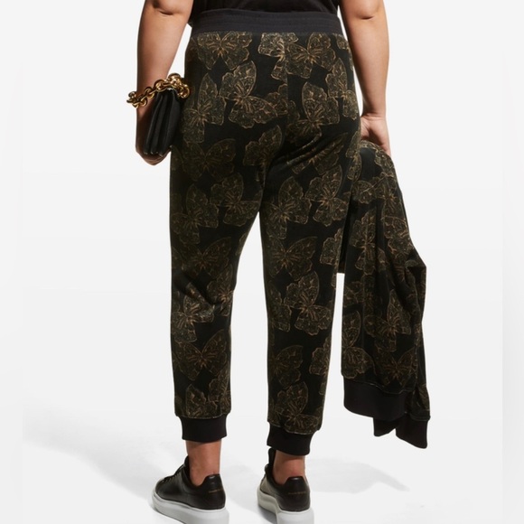 NWT Johnny Was Zuri Velour Sweatpants Black & Butterflies Plus 1X - Picture 3 of 15
